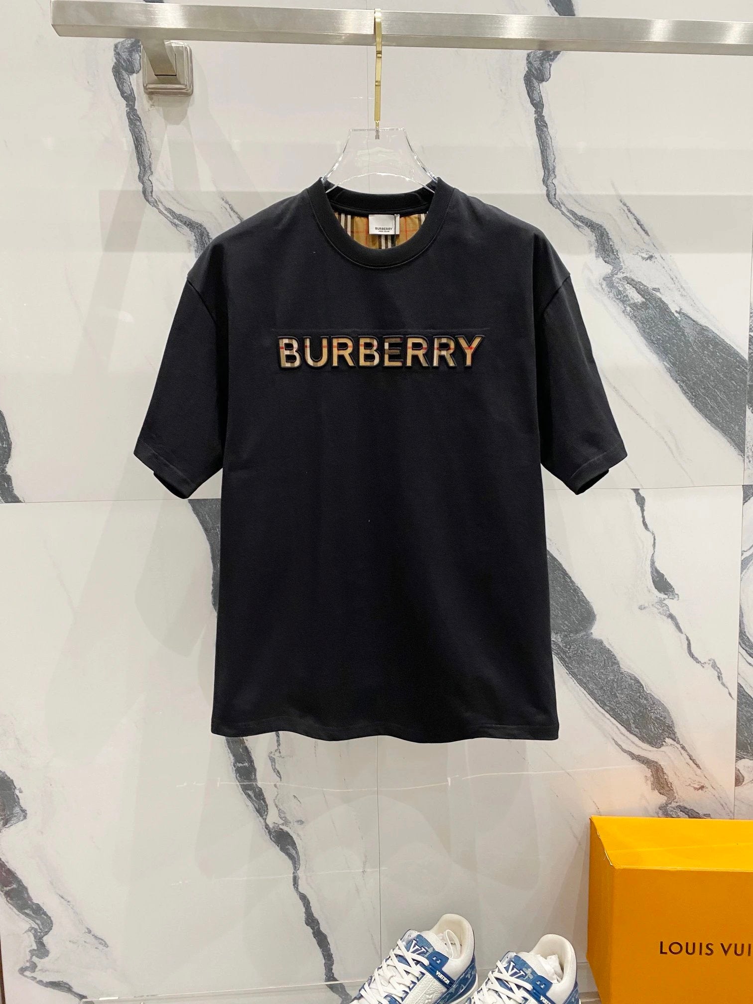 Burberry T-shirt 3D Plaid Patch Embossed Brand Letters LOGO Logo Crew Neck Short Sleeve25ss New Pure Cotton Unisex Style T T-shirt OS Loose Fit Base Shirt Casual Short Sleeve Top T-Shirt