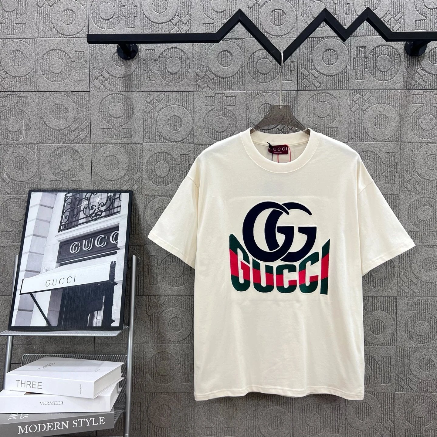 Gucci T-shirt Double-breasted G Letter Patch Embroidery logo round Neck Short Sleeve25ss New Pure Cotton Unisex Style T T-shirt OS Loose Fit Base Shirt Half Sleeve T-Shirt Top Half Sleeve