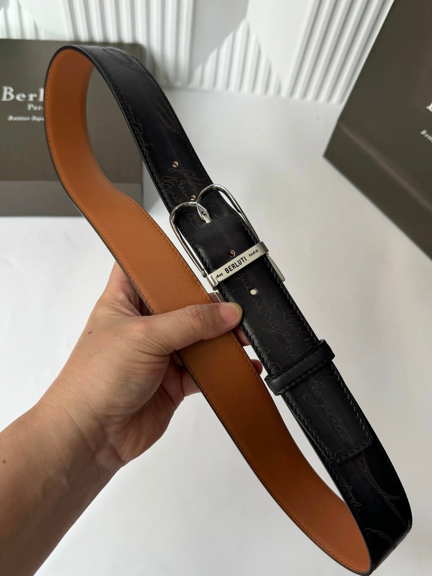 Berluti Belt Top version Original Single Men's New High-End Double-Sided Belt Waist Belt Pure Steel Rotating Pin Buckle Buckle Double-Sided Two-Color Totem Carving Carved Genuine Leather35mm Full Package Belt Men