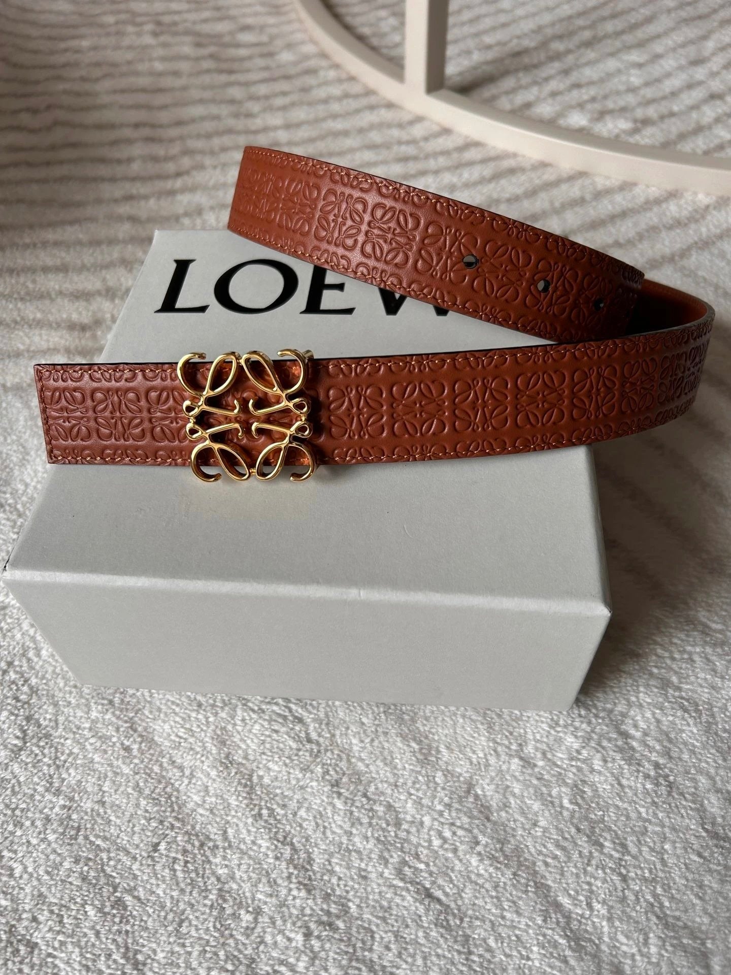 LOEWE Belt Top version Original Sample Women's Clothes Original Order Belt Width3.2cm Genuine Goods Quality Counter Full Set of Packaging Selected Imported First Layer Calfskin Leather Feel Comparable to Genuine Goods Boutique Letter Buckle Official Net S