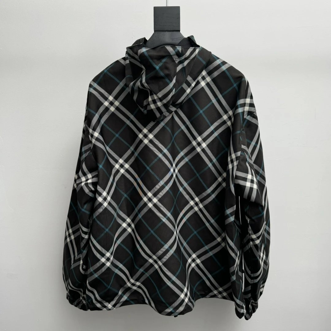 Burberry Jackets Plaid Reversible Hooded Jacket Casual Loose Hoodie Jacket Windbreaker Unisex Sports Coat os Version24ss Autumn and Winter New Products