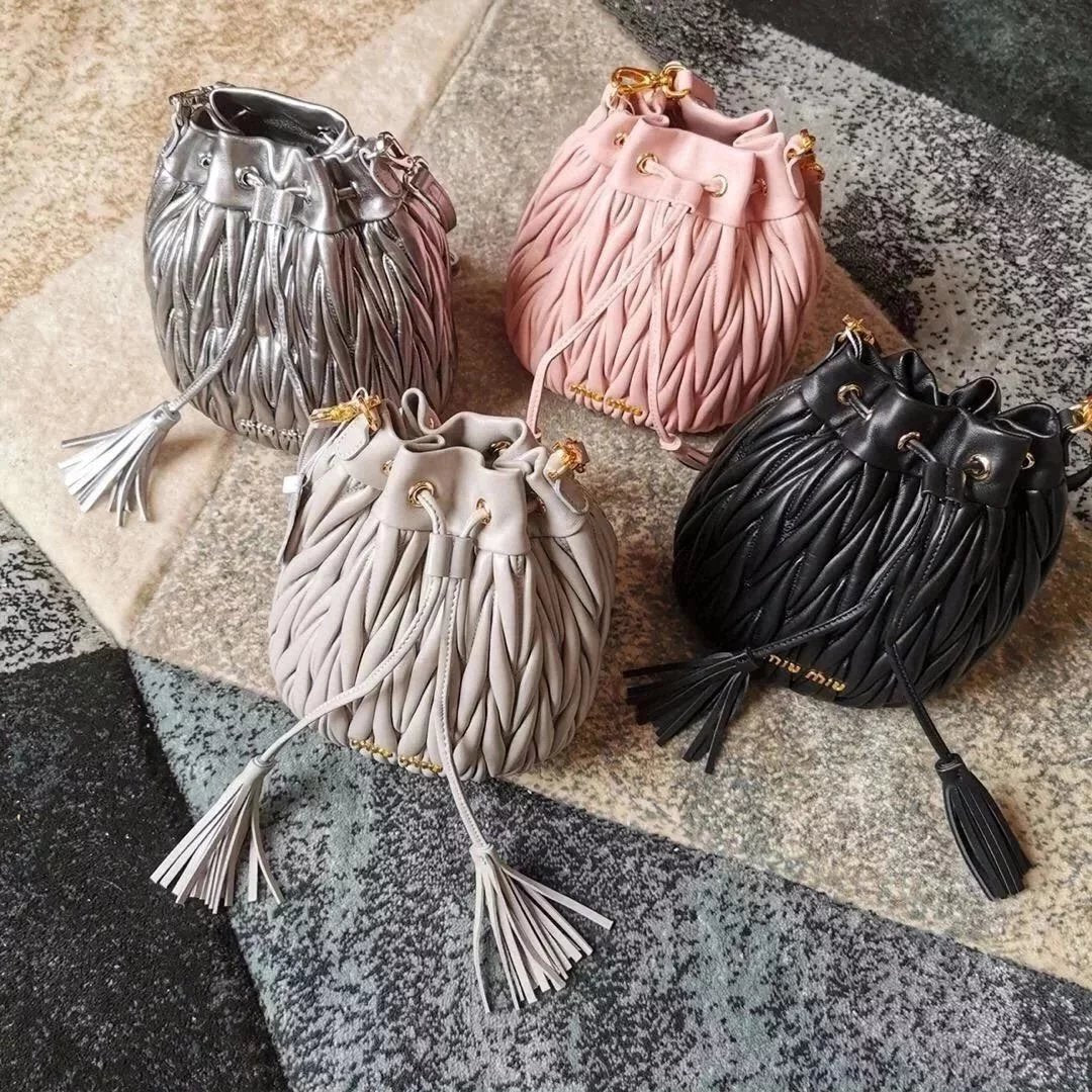 Miu Miu Bag Top version 【Original Leather】Bucket Bag Drawstring Bag Pleated Bucket Bag Shoulder Bag Crossbody Bag Backpack Women's Bag Crossbody Women's Bag