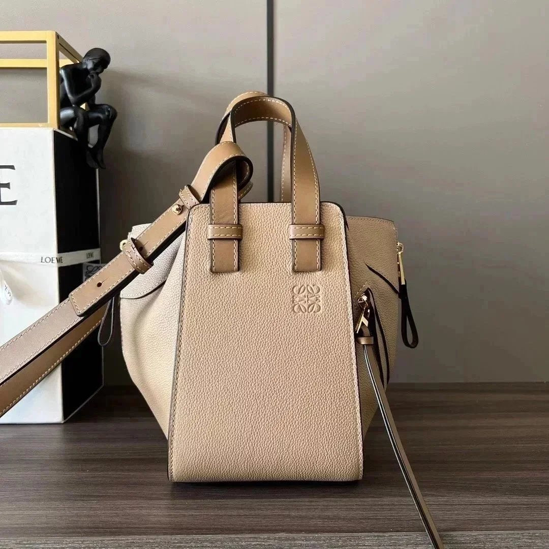 LOEWE Women's Bag Top version 【Original Leather Premium Version】2023New Hammock Bag Satin Cowhide Hammock Handbag New Size20cm New Hammock Bag Handbag Vegetable Basket Bag Women's Bag Silk Surface Cow Leather Wide Shoulder Strap Litchi Pattern Cowhide Lea