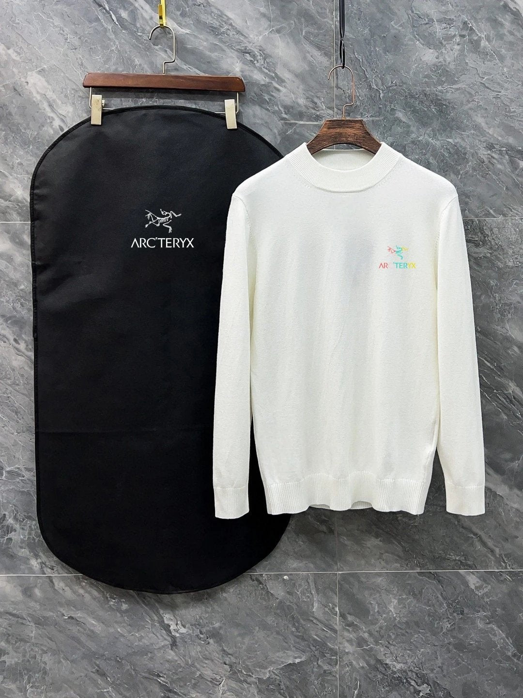 Arc'teryx Sweater Classic Logo Logo Half Turtleneck Sweater Unisex