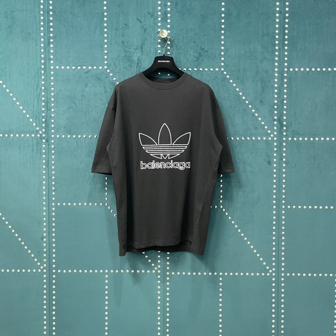 Balenciaga T-shirt Front Clover Hollow Embroidery logo round Neck Short Sleeve25ss New pure cotton T Unisex T-Shirt OS Loose Fit Base Shirt Top Half Sleeve T-Shirt