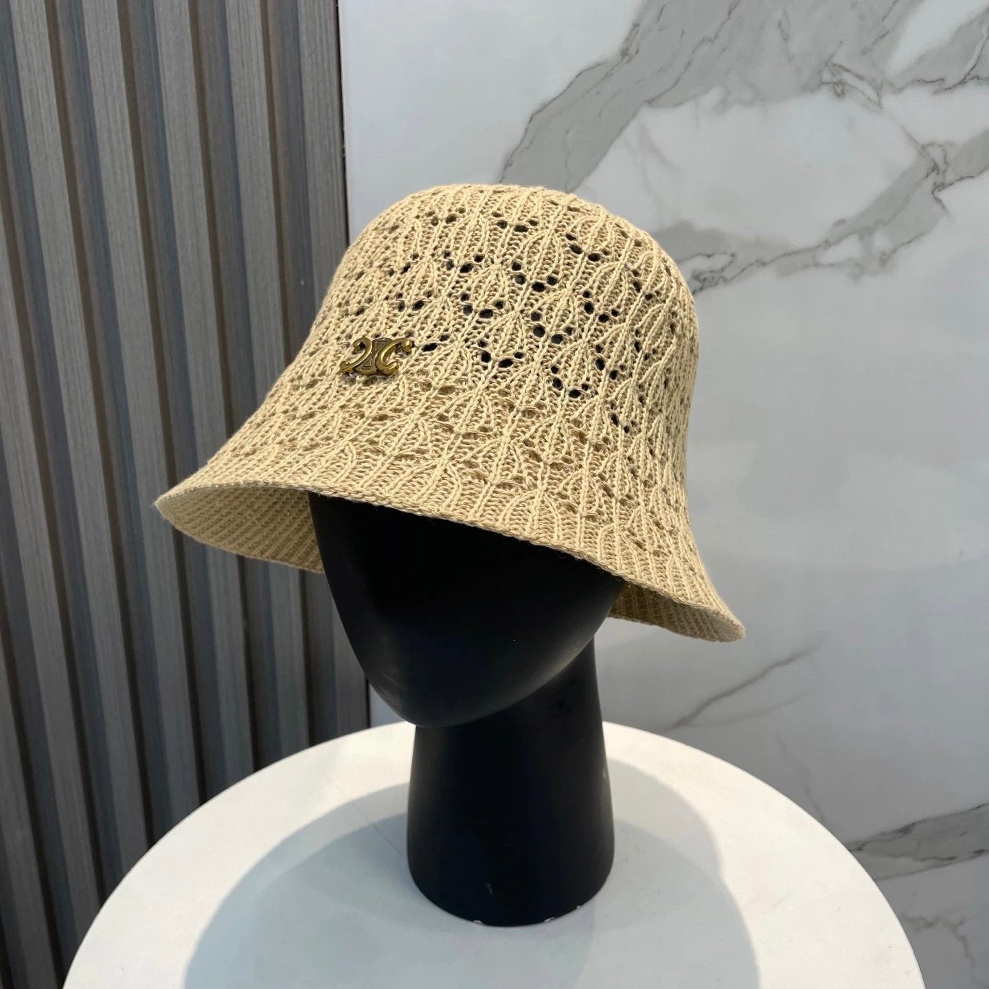 Celine Hat Double C Alphabet Gold Label logo Fisherman Hat Casual Sun Protection Plain Face Covering Sunshade Outdoor UV Protection Versatile Flat Top Bucket Hat