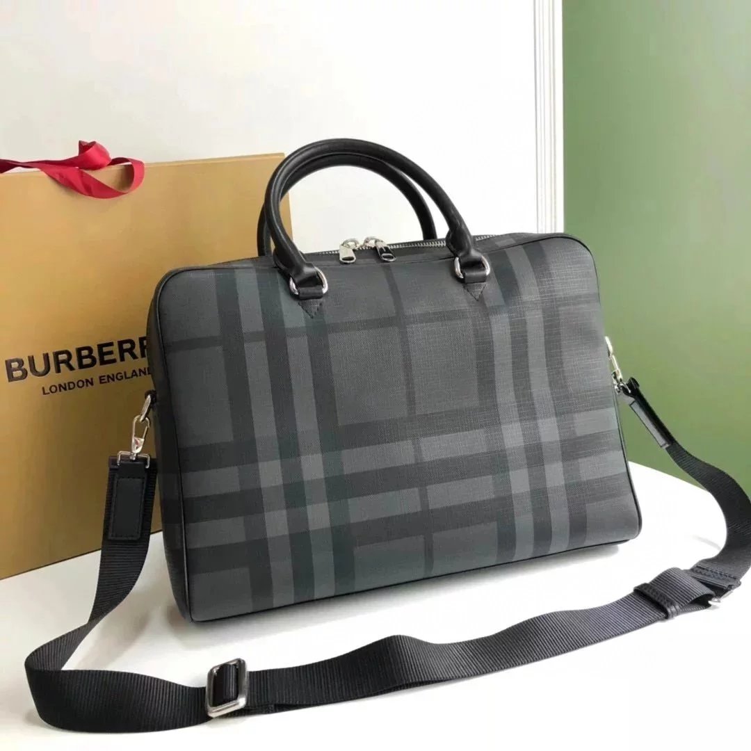 Burberry Men's Bag Top version Men's Bag Latest War Horse London Plaid Briefcase Computer Bag Shoulder Messenger Handbag