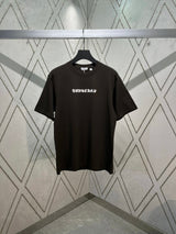 Burberry T-shirt Random Print on the Chest logo round Neck Short Sleeve25ss New Pure Cotton Unisex Style T T-shirt OS Loose Fit Base Shirt Short Sleeve Top T-Shirt