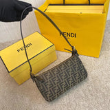 FENDI Women's Bag Top version Underarm Bag Middle-Ancient Classic Double F Presbyopic vintage Baguette Canvas Original Leather Calfskin Portable Shoulder Bag FF Buckle Brown Flip Vintage Women's Bag Cosmetic Bag Lunch Box Bag Crossbody Bag