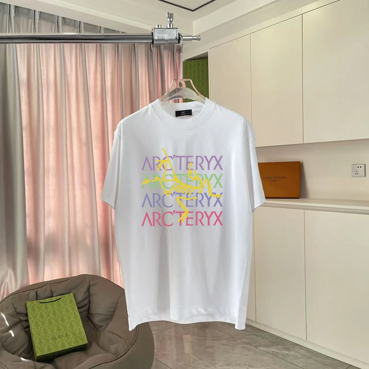 Arc'teryx T-shirt Chest Spray Letter Pattern Print logo round Neck Short Sleeve25ss New pure cotton T Unisex T-Shirt OS Drop Shoulder Loose Fit Base Shirt Top T-Shirt Short Sleeve