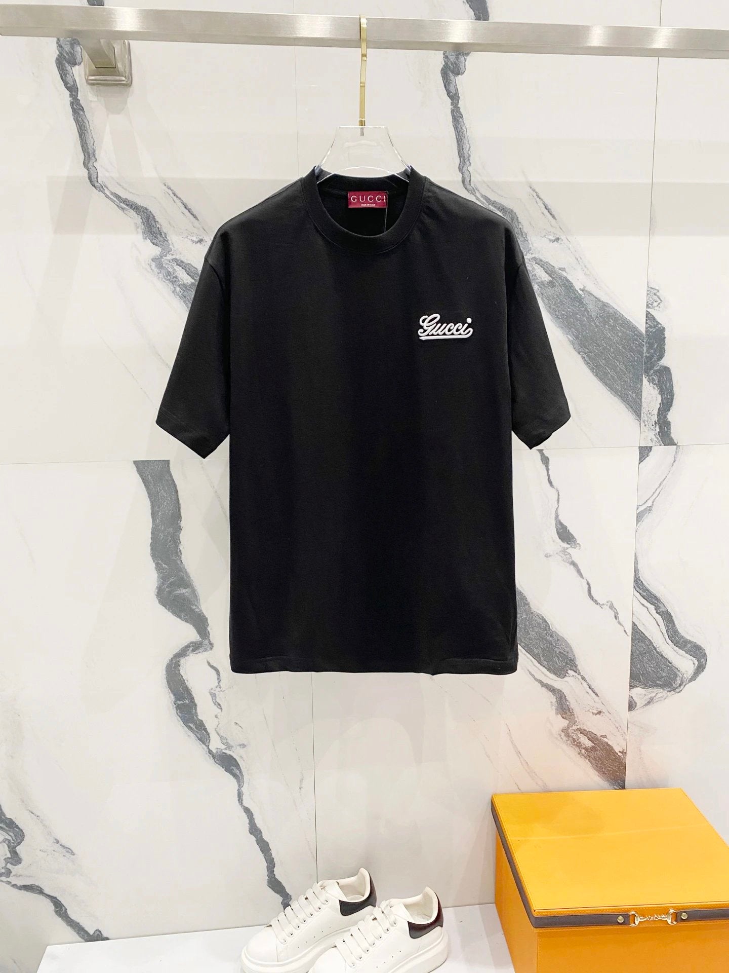 Gucci T-shirt Exquisite Small Letter Embroidery on the Chest logo round Neck Short Sleeve25ss New Pure Cotton Unisex Style T T-shirt OS Loose Fit Base Shirt Top Half Sleeve T-Shirt