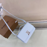 Burberry Women's Bag Top version Latest Exclusive Logo Twist Lock Bag，Made of Italian Tanned Grain Leather，Match Ding B Exclusive Logo Lock.Very Unique.Small and Solid Back Bag Type，The Capacity Is Not Small20x5.5x12.5cm Model914163