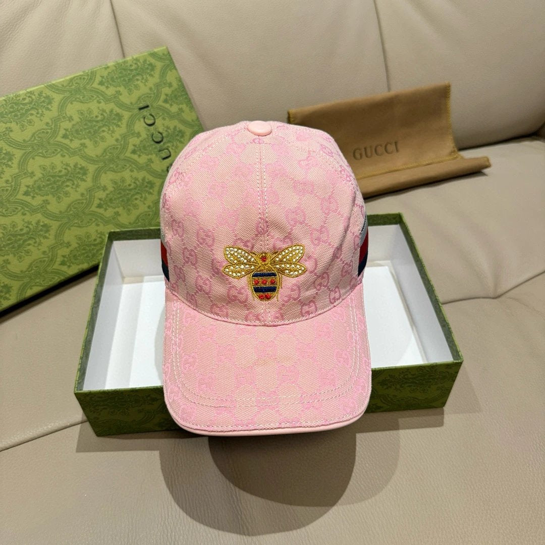 Gucci Hat Bee Embroidery logo Baseball Cap Sunshade Sun Protection Duckbill Cap Large Head Circumference Slimming Face Curved Brim Versatile Sports Hat for Men and Women Couples Same Style