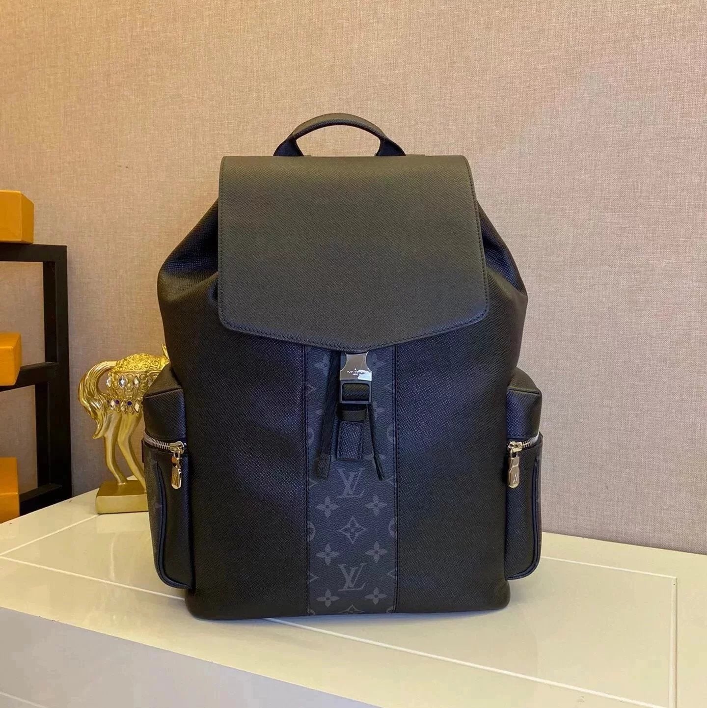 Louis Vuitton LV Backpack Top version 【Tax Exemption】M30417M30419Ta?garama Series Outdoor Men's Backpack Men's Backpack b Men's Schoolbag Handbag Computer Bag v Travel Bag v Men's Sports Backpack Men's Bag Fashion Casual Versatile Bag