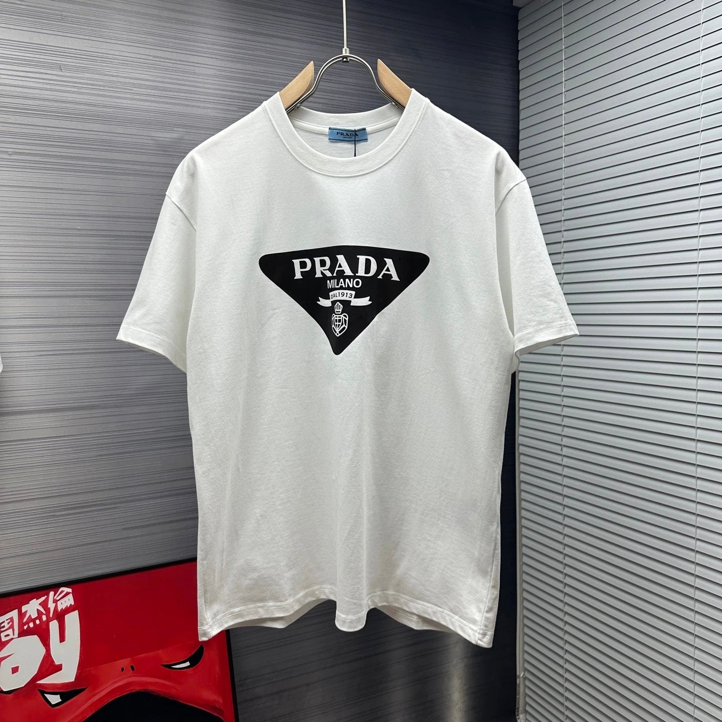 PRADA T-shirt Classic Chest Print logo round Neck Short Sleeve25ss New pure cotton T Unisex T-Shirt OS Drop Shoulder Loose Fit Base Shirt Top T-Shirt Short Sleeve