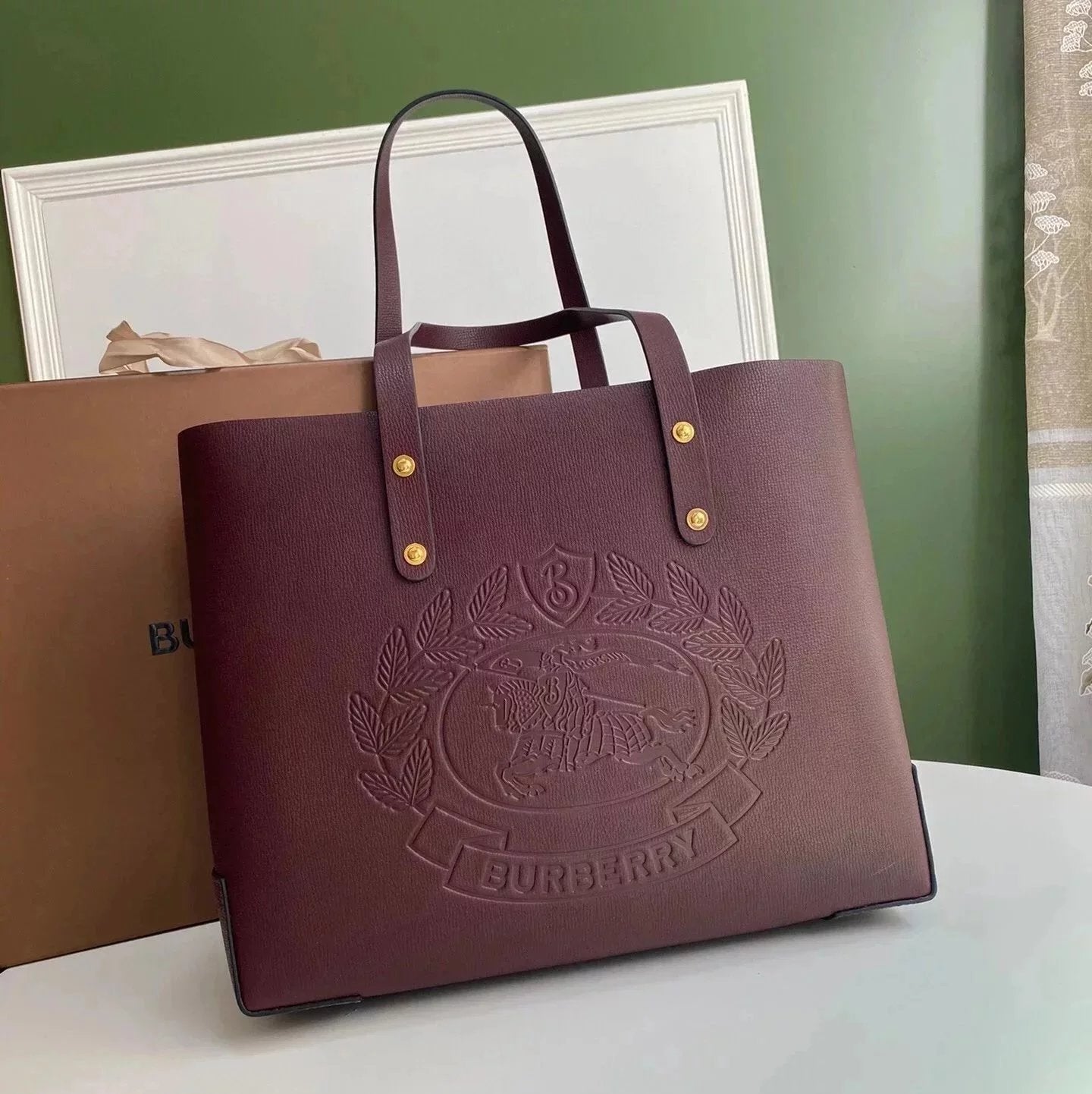 Burberry Women's Bag Top version New War Horse Badge Tote Bag Shopping Bag Shoulder Bag tote Women's Bag