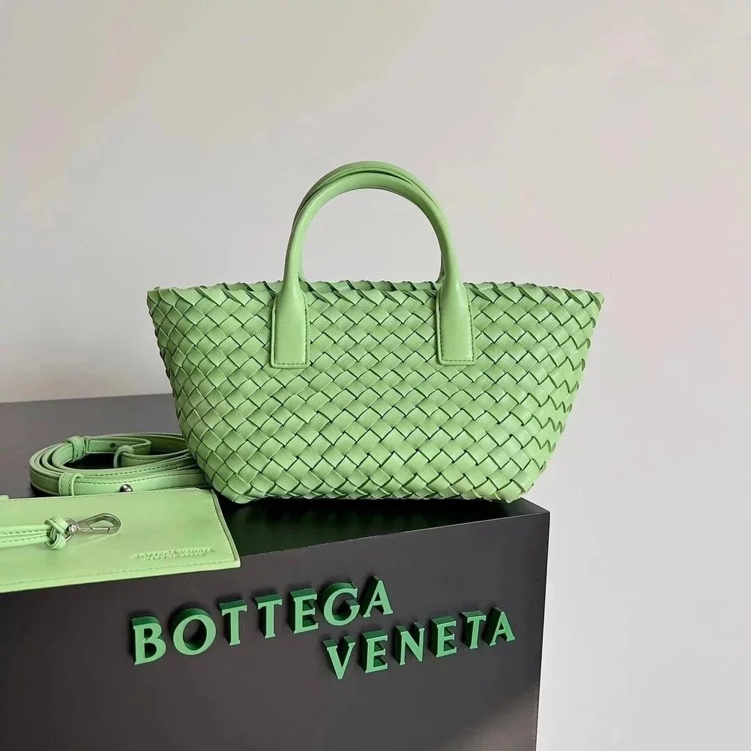 Bottega Veneta Women's Bag Top version 【Surrogate Shopping Edition】New Arrival MiniCabat Limited Mini Basket Tote Cabat Woven Bag Portable Shopping Basket Bag Woven Vegetable Basket New Woven Shopping Basket Bag Treasure Dish Jia Woven Oversized Shopping