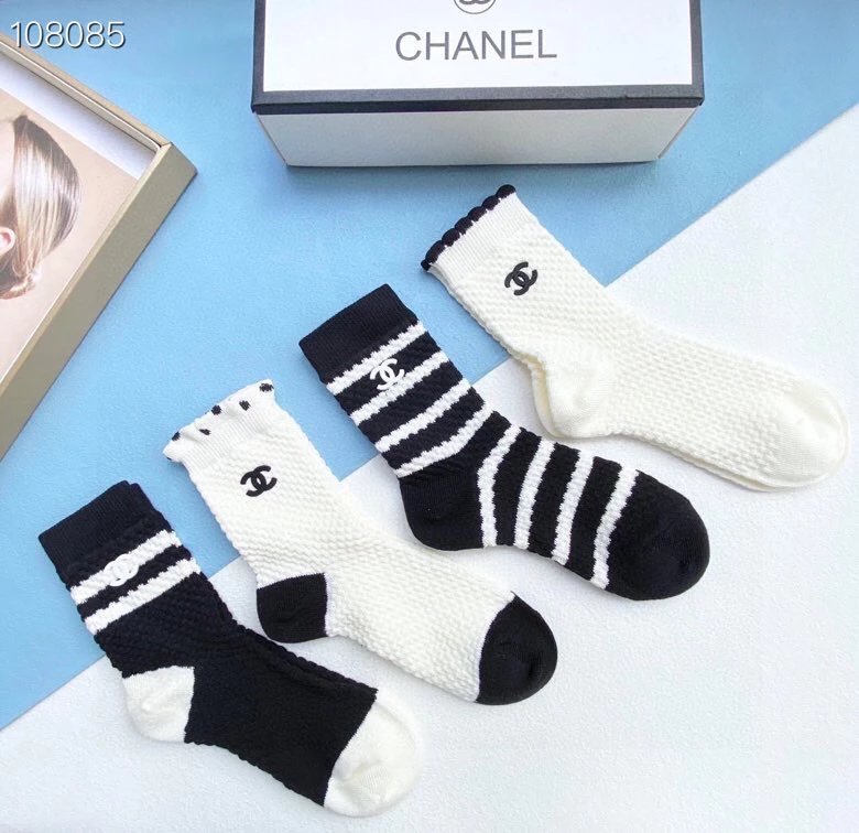 Chanel Sock Packaging【Four Pairs Per Box】High Quality Super Hot Socks❗️