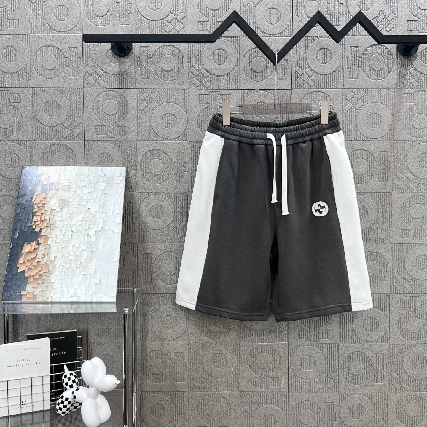 Gucci Shorts Two-tone Patchwork Classic Double Glogo Five-point Shorts25ss New Drawstring Casual Summer Pants American Style5Two-in-One Casual Sweatpants for Men and Women B 100% Cotton Sweatpants