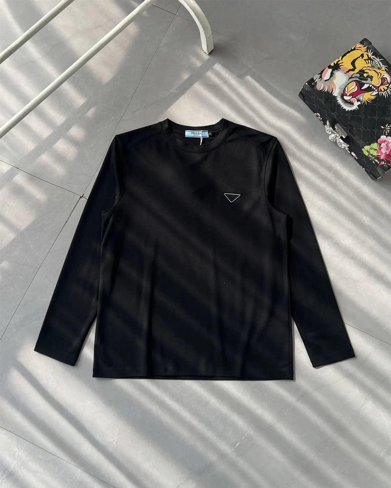 PRADA T-shirt Chest Triangle Emblem Embroidery logo round Neck Long Sleeve25ss New Pure Cotton Unisex Style T Casual T-Shirt Base Layer Shirt OS Loose Fit Half Sleeve Top Plus Size