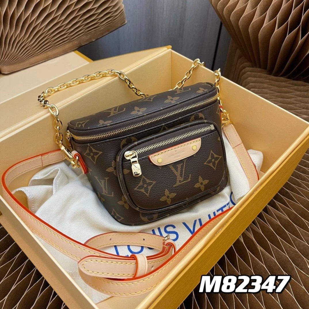 Louis Vuitton LV Women's Bag Top version M82347Presbyopic Chain Bag Waist Bag Series M82208Pink Apricot Cattle Leather Bag Underarm Bag Shoulder Bag Crossbody Bag Chain Pouch Backpack