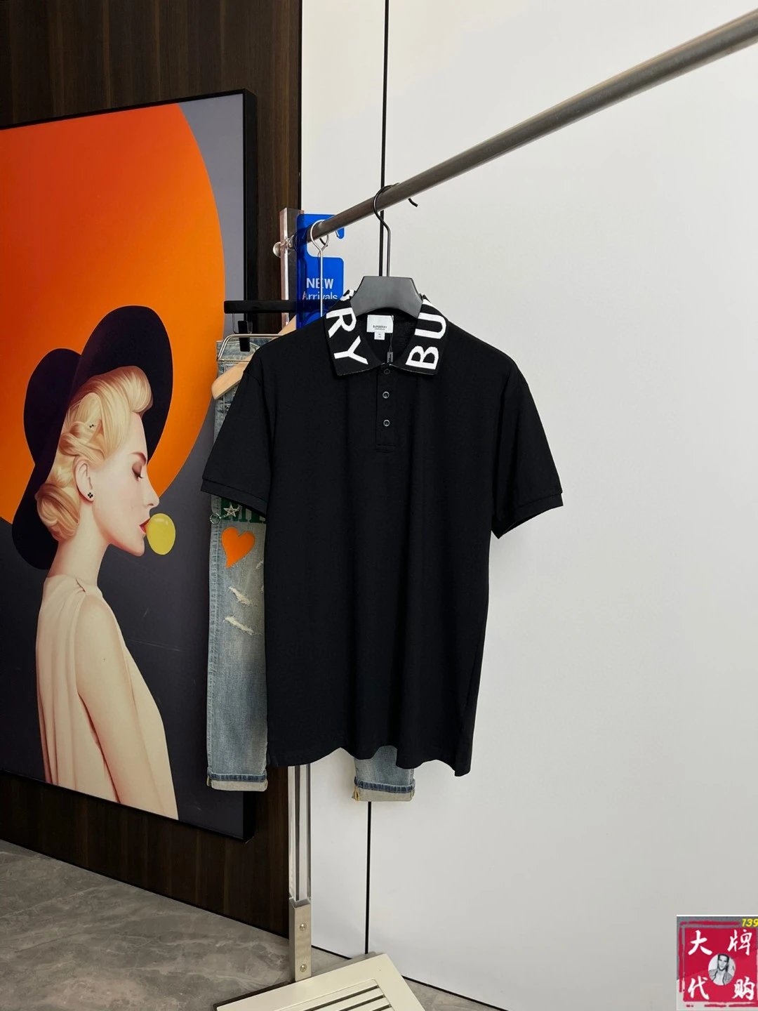 Burberry T-shirt Collar Brand logo Identification POLO Short Sleeve Turn-down Collar Shirt Unisex Summer Solid Color Loose Fit T Business Commuter Short Sleeve Shirt Plus Size