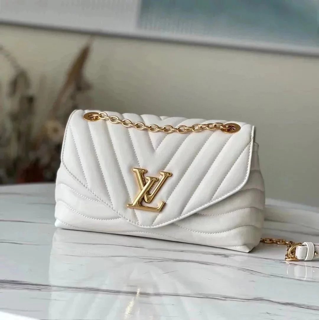 Louis Vuitton LV Women's Bag Top version 【】M586645?Full Leather Leather NEWWAVE Chain Bag Shoulder Bag Messenger Bag Women's Bag V Quilted Chain Bag Handbag Retro Women Bag Women m58549m58550m58552m58553