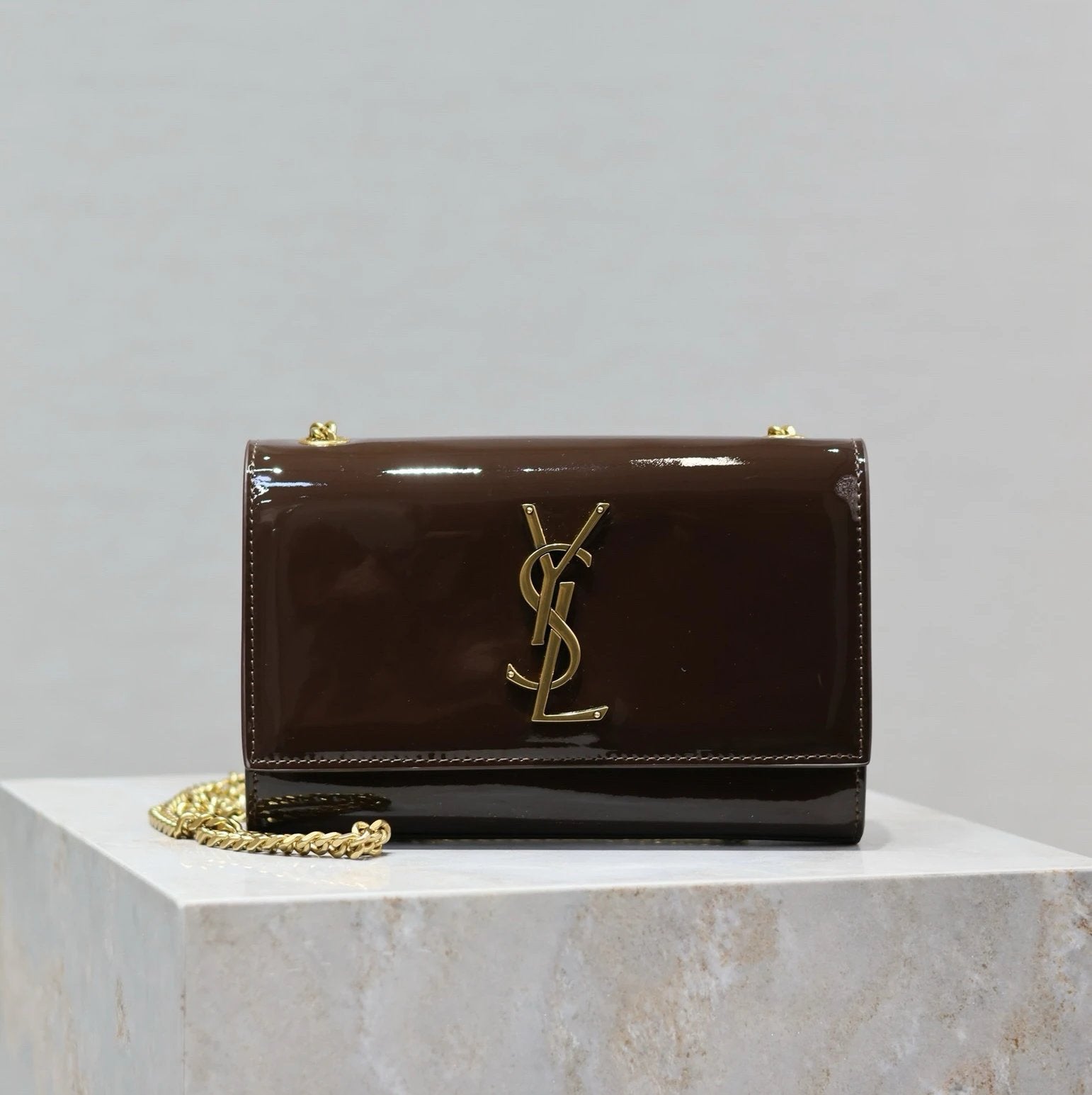 YSL Women's Bag Top version 【Super Original Leather】New Purplish Red Patent Leather KATE Chain Bag Flap Bag Counter Latest Color Purplish Red20cm Chain Bag Flap Bag kate Matte Suede Clutch24cm Envelope Package Mobile Phone Bag469390364021