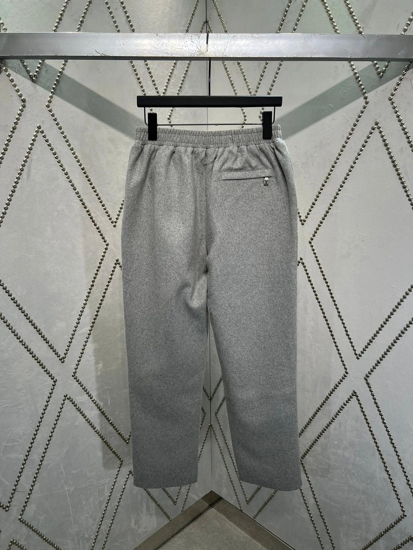 Louis Vuitton LV Sweatpants Wool Straight-Leg Sweatpants Unisex Winter Thickened Warm Versatile Casual Long Pants