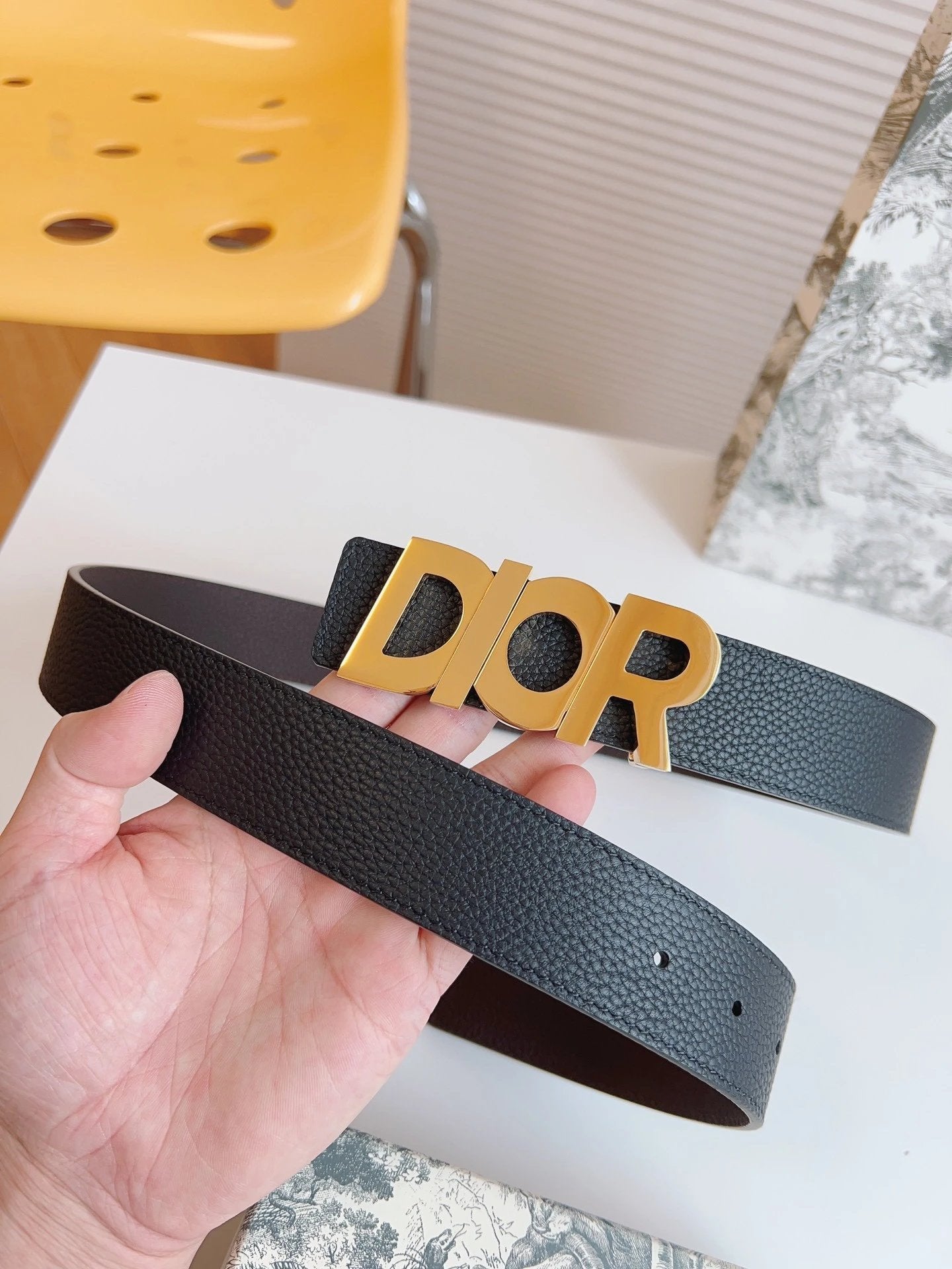 Dior Belt Top version Universal Belt Width for Men and Women3.5cm Genuine Goods Quality Counter Full Set Packaging Original Leather Material Classic Presbyopic Full Printed Canvas Full Vertical Surface Calfskin Lychee Pattern Bottom Letter Buckle Support