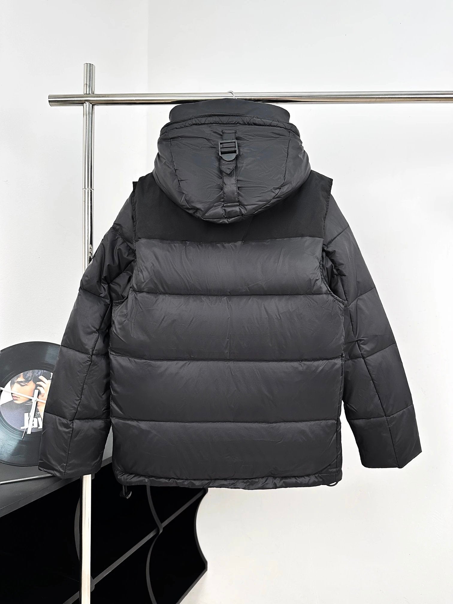 Burberry Down jacket Detachable Sleeve Hooded Down Jacket90White Duck Down Thickened Warm Puffer Jacket for Men and Women Same Style24ss New Winter Products