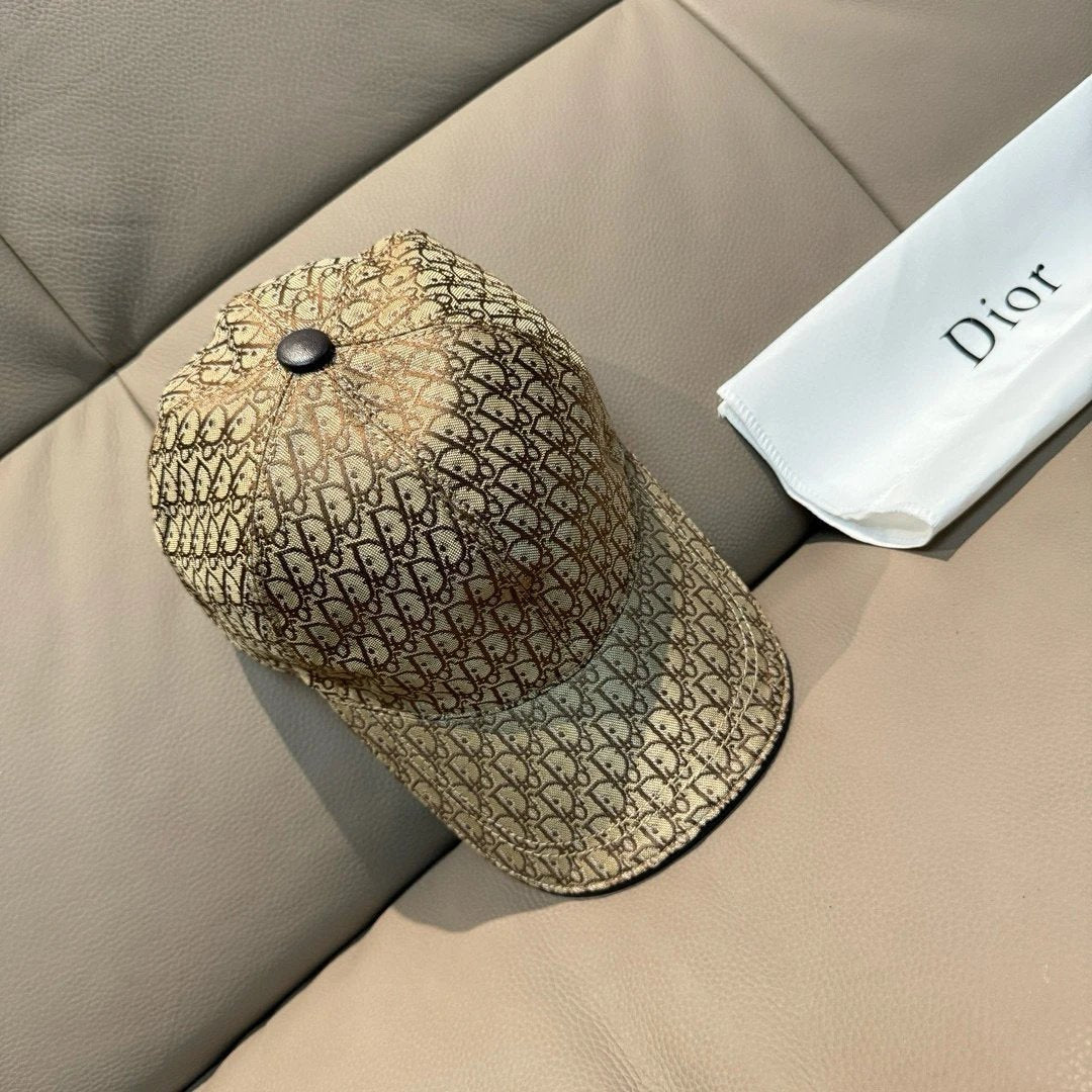 Dior Hat Printed with Old Flowers logo Baseball Cap Sunshade Sun Protection Duckbill Cap Large Head Circumference Slimming Face Curved Brim Versatile Sports Hat for Men and Women Couples Same Style