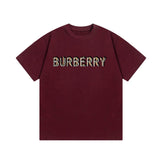 Burberry T-shirt Chest Plaid Letter Print Logo Logo Crew Neck Short Sleeve25ss New pure cotton T Unisex T-Shirt OS Loose Fit Base Shirt Top Half Sleeve T-Shirt
