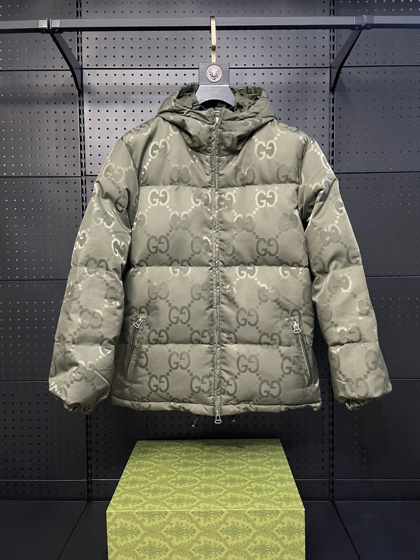 Gucci Down Jacket GVCIDownjacket