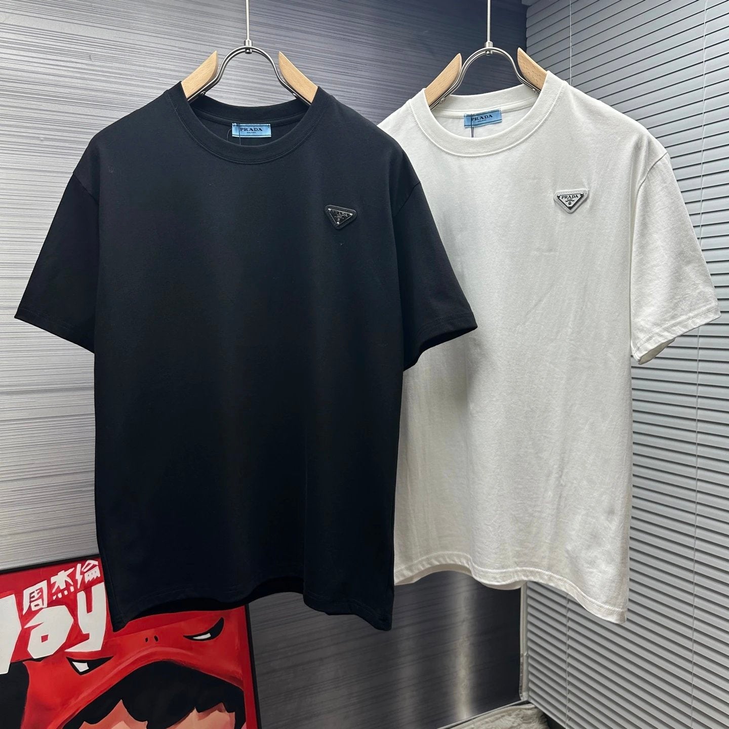 PRADA T-shirt Chest Triangle Logo logo round Neck Short Sleeve25ss New Pure Cotton Unisex Style T Casual T-Shirt Base Layer Shirt OS Loose Fit Half Sleeve Top Plus Size