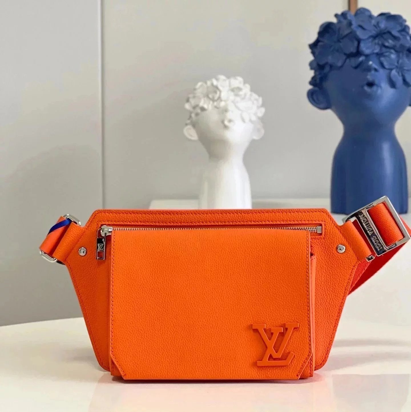 Louis Vuitton LV Men's Bag Top version 【Original Order】M59625Chest Bag2022New Men's Orange Grain Cowhide newsling Shoulder Messenger Bag Chest Bag Waist Bag M57081
