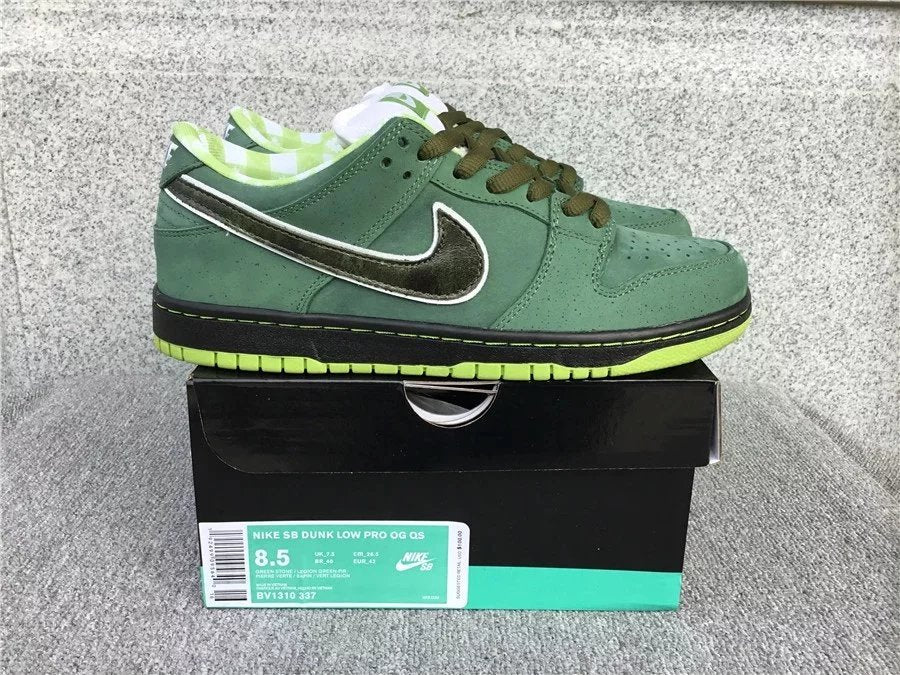 Nike Dunk Low shoes