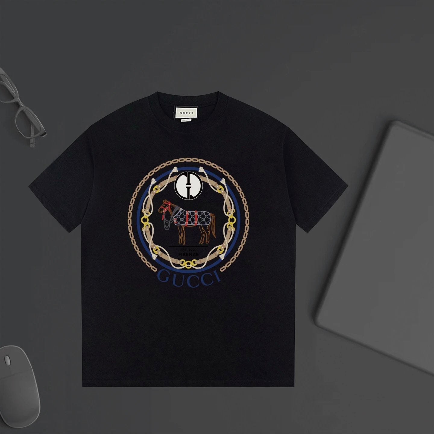 Gucci T-shirt Double-breasted G BMW Print logo round Neck Short Sleeve25ss New pure cotton T Unisex T-Shirt OS Drop Shoulder Loose Fit Base Shirt Top T-Shirt Short Sleeve