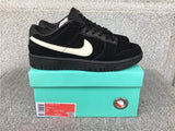 Nike Dunk Low shoes