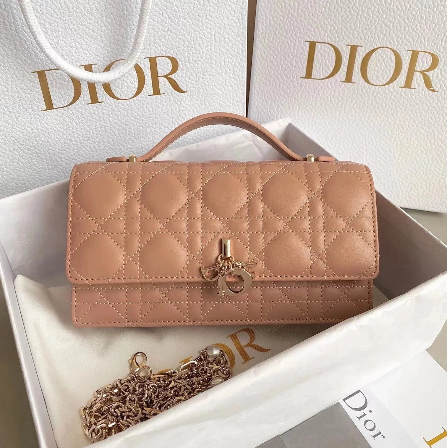 Dior Women's Bag Top version Grade Surrogate Shopping Original Leather2023New Diamond Plaid Lambskin LADY Handbag Pearl Chain Shoulder Crossbody Women's Bag Clutch