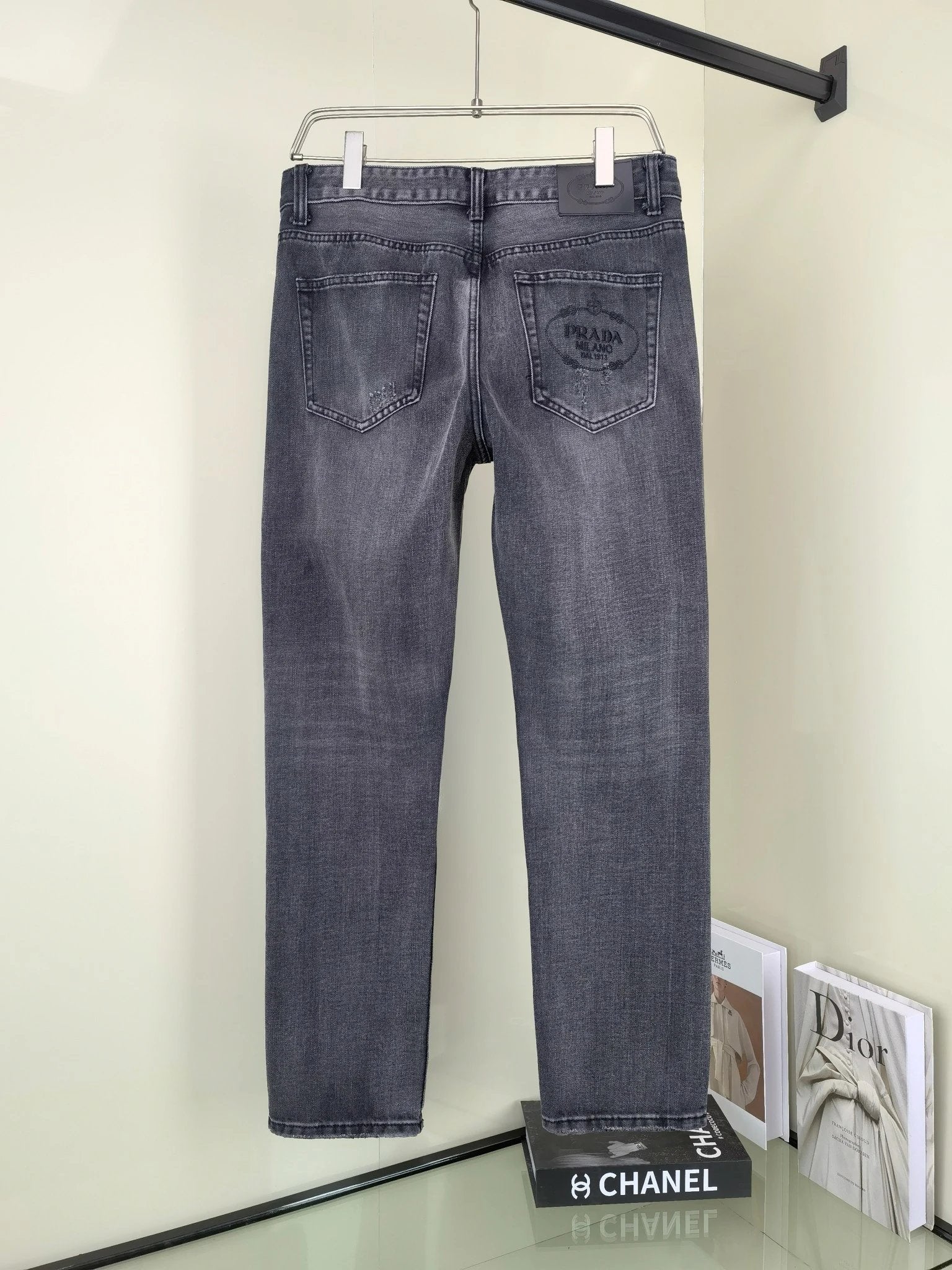 PRADA Jeans Back Pocket Letter Pattern Embroidery logo25ss Spring Summer New Straight Slim Fit Jeans Unisex Loose Fit Long Pants