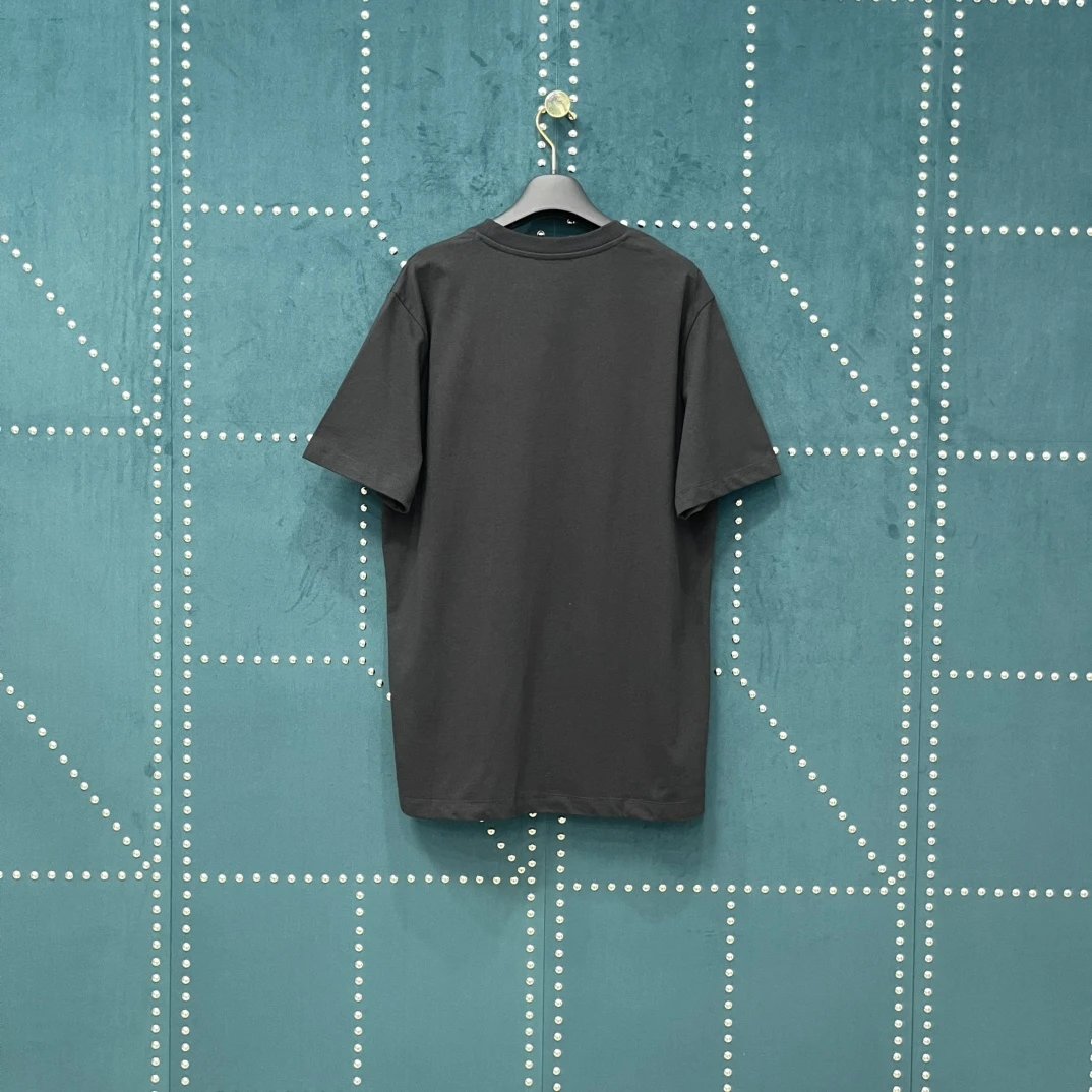 LOEWE T-shirt Flame Print on Chest Pocket logo round Neck Short Sleeve25ss New pure cotton T Unisex T-Shirt OS Drop Shoulder Loose Fit Base Shirt Top T-Shirt Short Sleeve