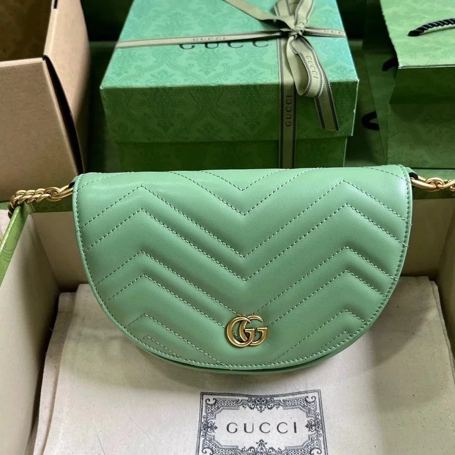 Gucci Women's Bag Top version 【Original Genuine Goods Leather】2023New Crescent Saddle Bag Marmont Series Quilted Chain Small Saddle Bag Ma Meng Series Hobos Dumpling Bag Selenodont Bag Semicircle Bag Flip Small Mailman Bag Women's Bag746431