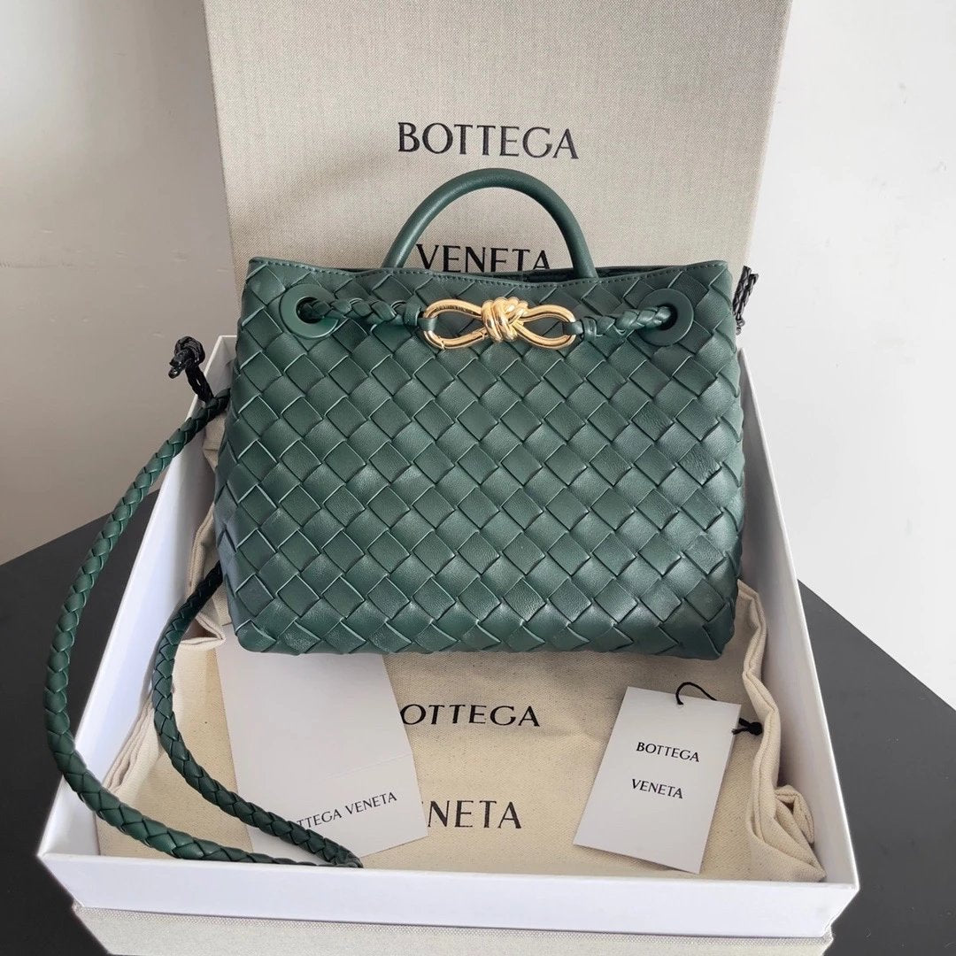 Bottega Veneta Women's Bag Top version 【Level Surrogate Shopping】Home New andiamo Handbag Woven Bag Horoscope Buckle Briefcase Large45cm Shopping Bag Tote Bag tote Bag Handbag Shoulder Crossbody Bag24New Women's Bag New Color Idle Style Square Pocket Bag