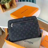Louis Vuitton LV Wallets/Clutches Top version 【**Original Leather】M60417NEWPOUCH Men's Clutch Clutch Purse Wallet Men's Clutch Underarm Bag Envelope Package Wash Bag Men's Bag