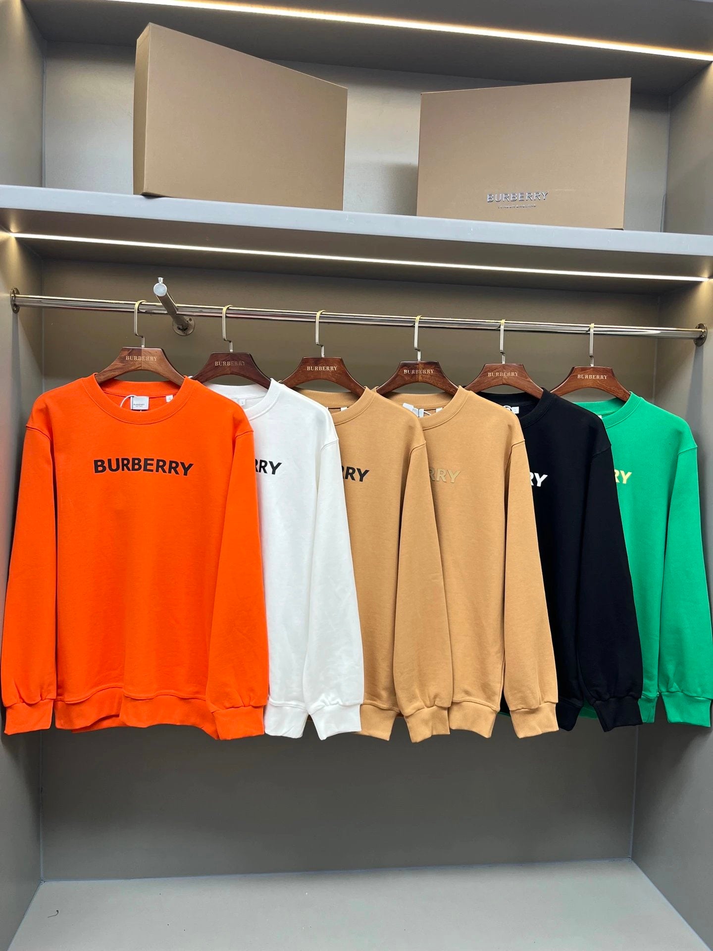 Burberry Hoodie Classic Print logo Round Neck Sweatshirt Unisex Hoodie Jacket Autumn Winter New Arrival