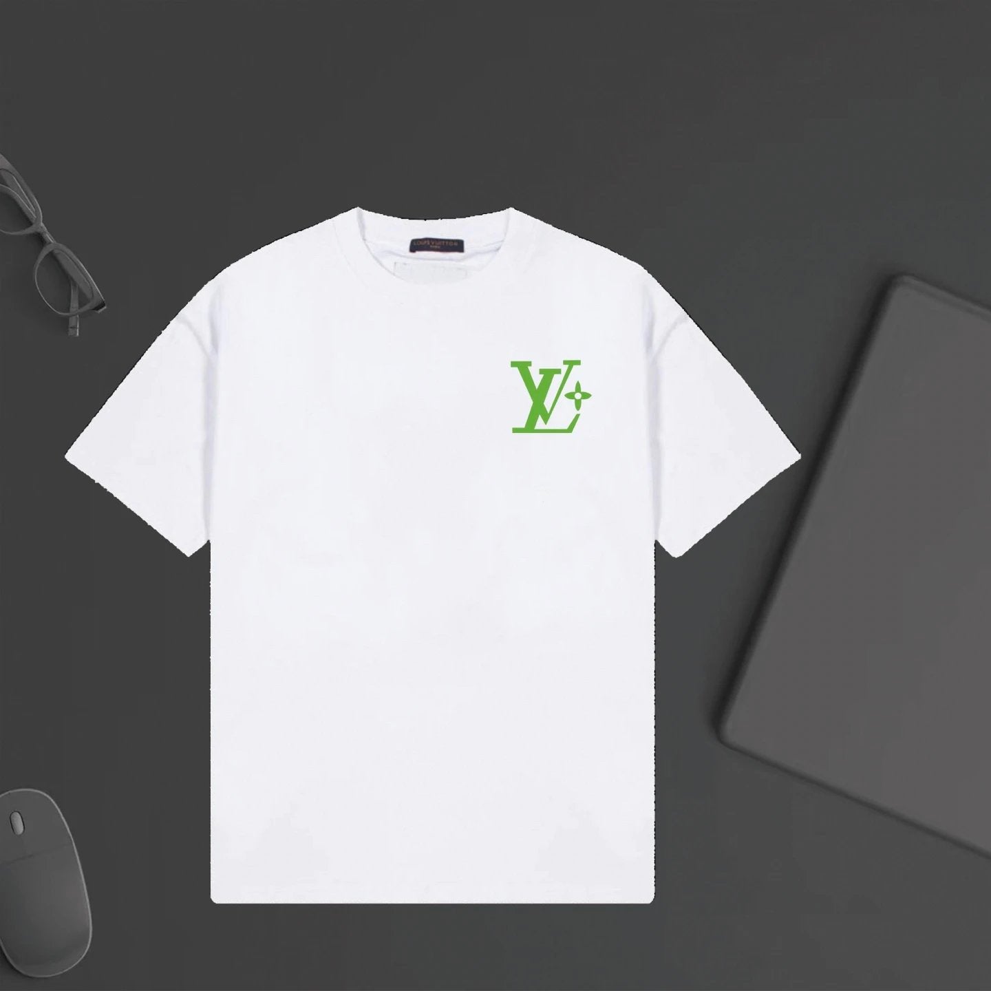 Louis Vuitton LV T-shirt Front Chest Letter Four-Leaf Print logo round Neck Short Sleeve25ss New Pure Cotton Unisex Style T Casual T-Shirt Base Layer Shirt OS Loose Fit Half Sleeve Top Plus Size