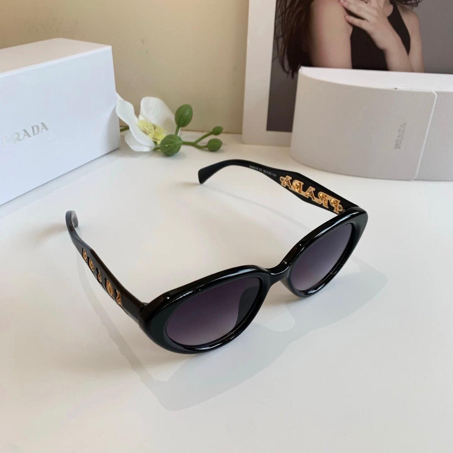 PRADA Sunglasses Cat Eye Sunglasses Frame Slimming No Prescription Driving Beach Fishing Unisex Couple Style UV Protection25ss New Sports Casual Versatile