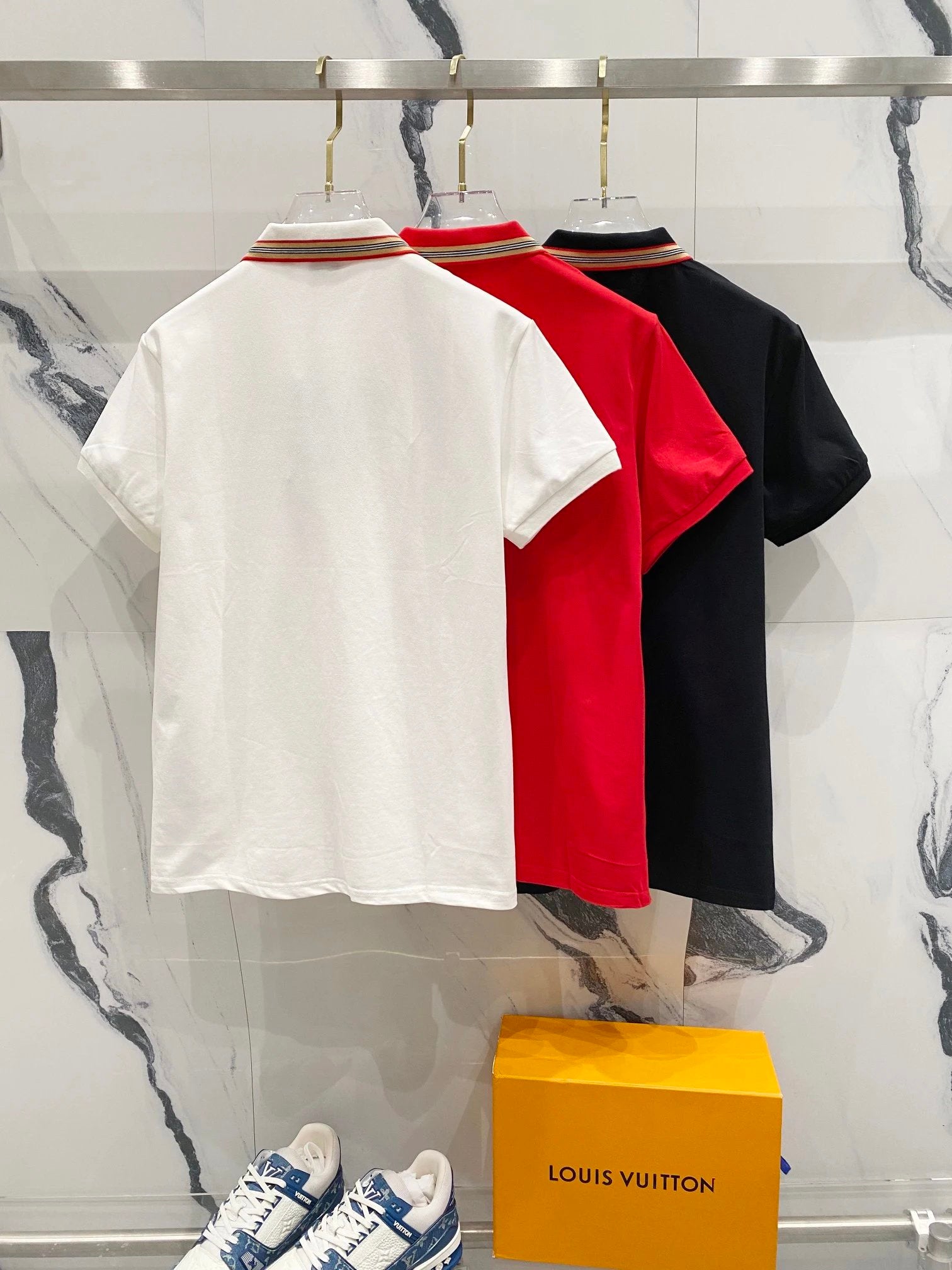 Burberry T-shirt Striped Collar TB Small Round Letter Stamps LOGO Embroidery POLO Short Sleeve Turn-down Collar Shirt Unisex Summer Loose Fit T Business Casual Half Sleeve Shirt Plus Size T-Shirt