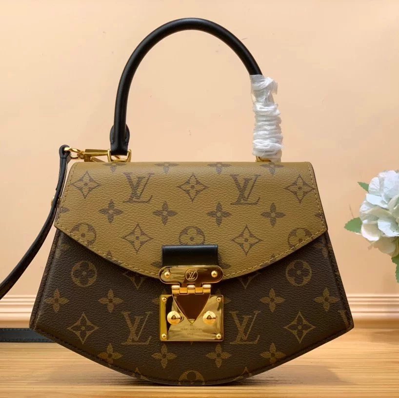 Louis Vuitton LV Women's Bag Top version 【Premium Duty Free Edition】2022New M46548Yellow Flower Presbyopic Fan-Shaped Bag Vintage Bag Series Classic Color Matching Shoulder Messenger Bag Handbag Women's Bag Fan Bag Middle and Ancient Fan-Shaped Crossbody